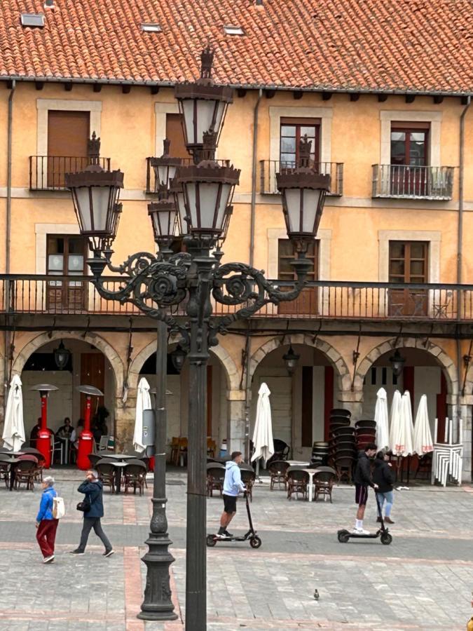 Plaza Mayor - Bohemia * León